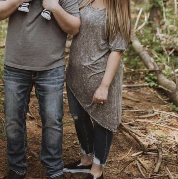 Buckle Top - Picture 7 of 7